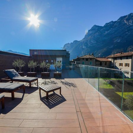 Garda Family & Solarium Lejlighed Riva del Garda Eksteriør billede