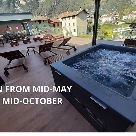 Garda Family & Solarium Lejlighed Riva del Garda Eksteriør billede
